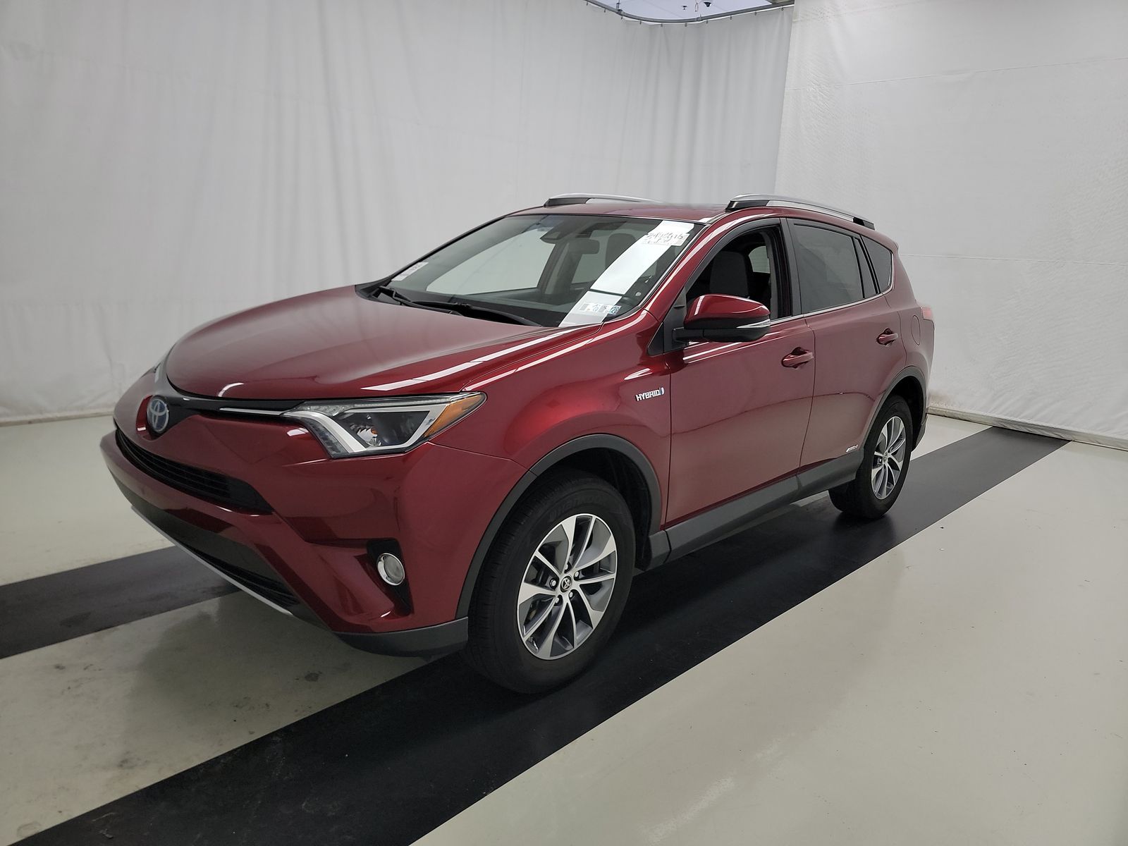 2018 Toyota RAV4 Hybrid XLE AWD