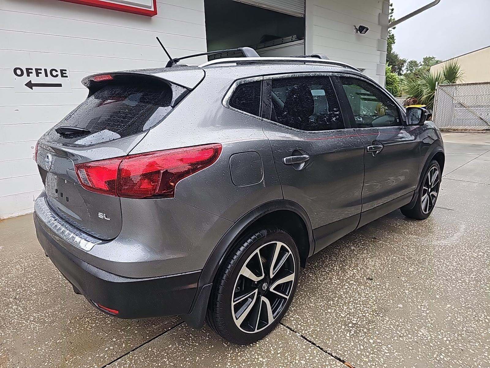 2017 Nissan Rogue Sport SL FWD
