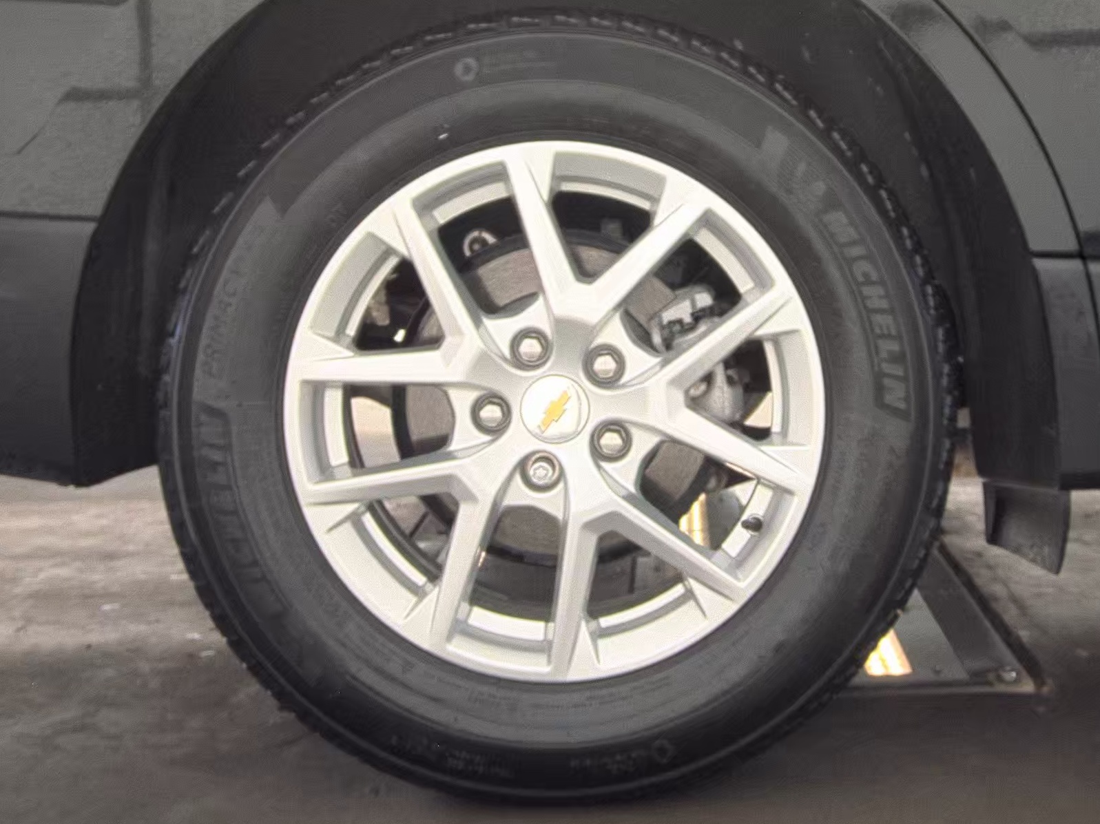 2023 Chevrolet Equinox LT FWD