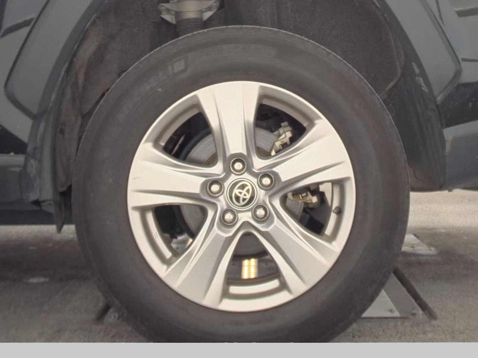 2023 Toyota RAV4 XLE FWD