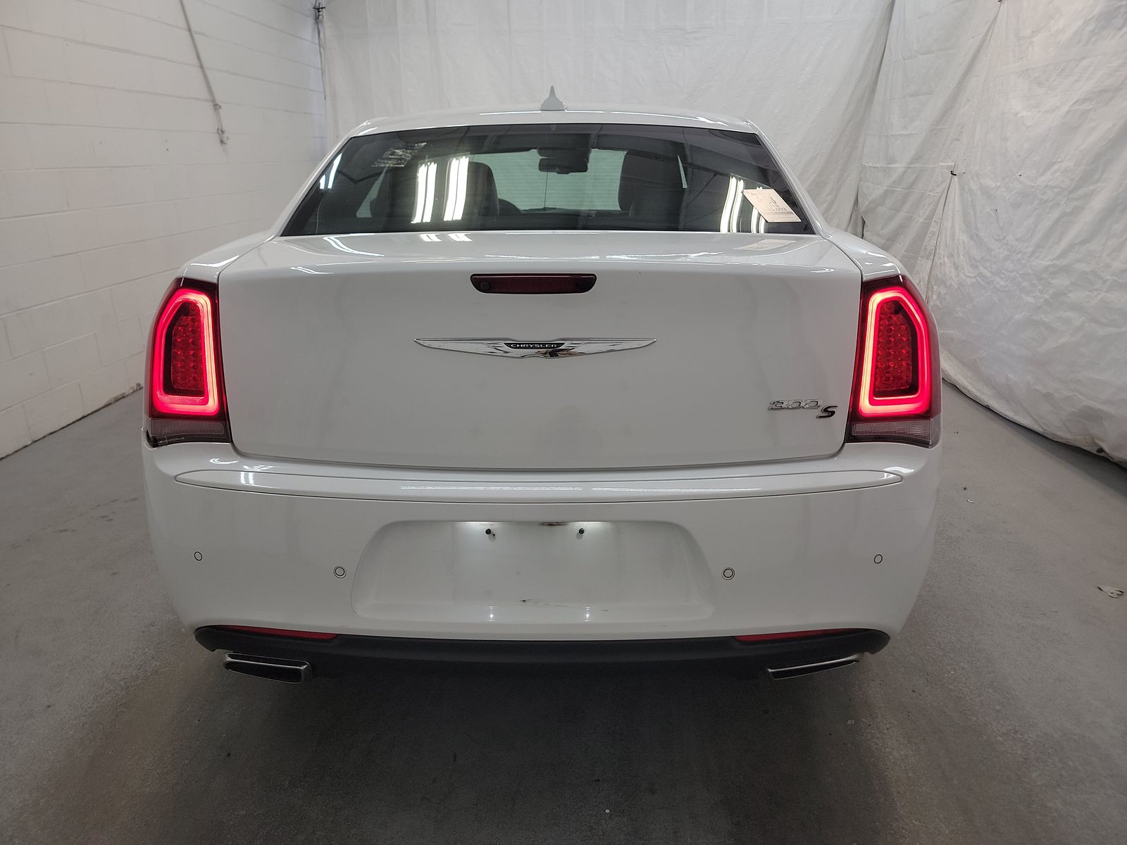 2018 Chrysler 300 S RWD