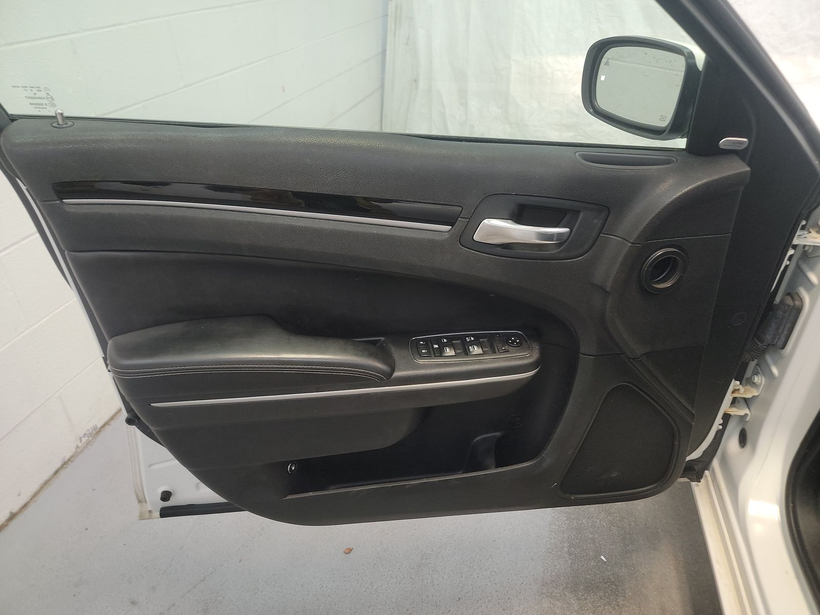 2018 Chrysler 300 S RWD