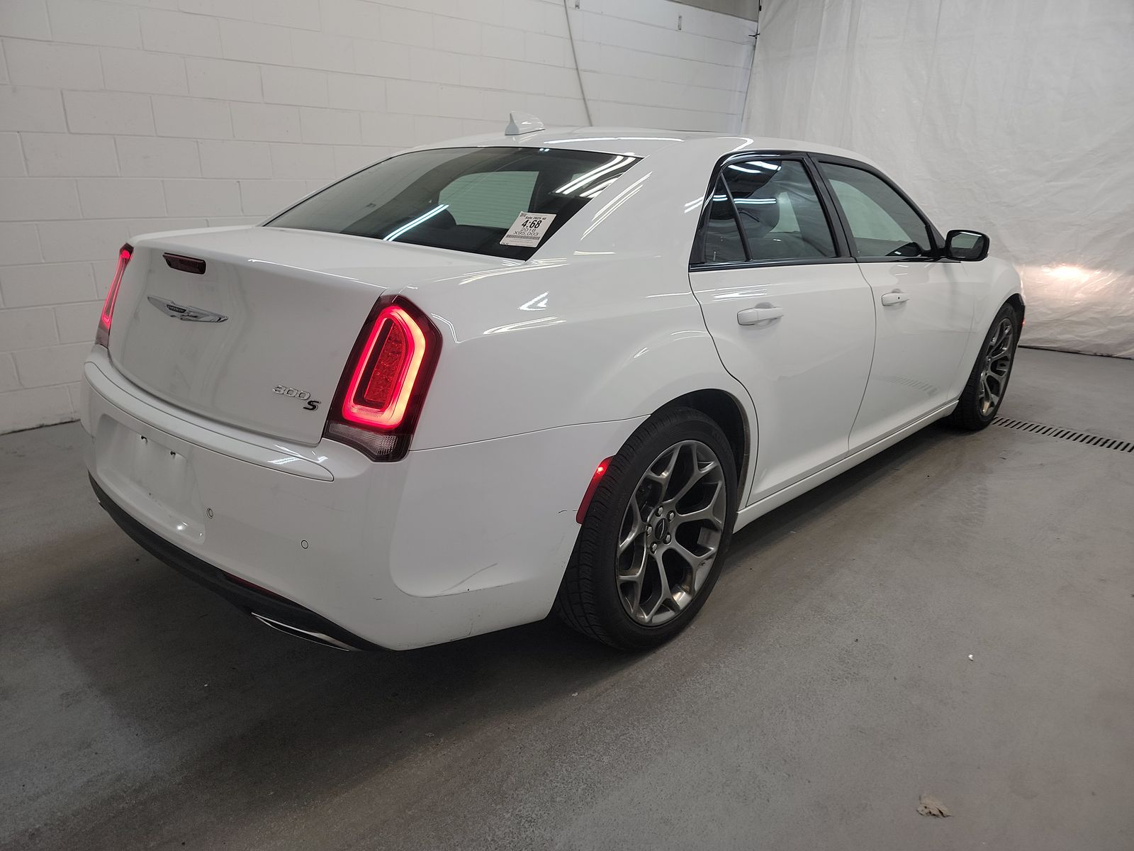 2018 Chrysler 300 S RWD