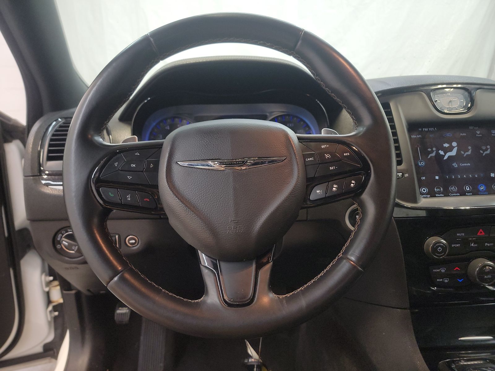 2018 Chrysler 300 S RWD