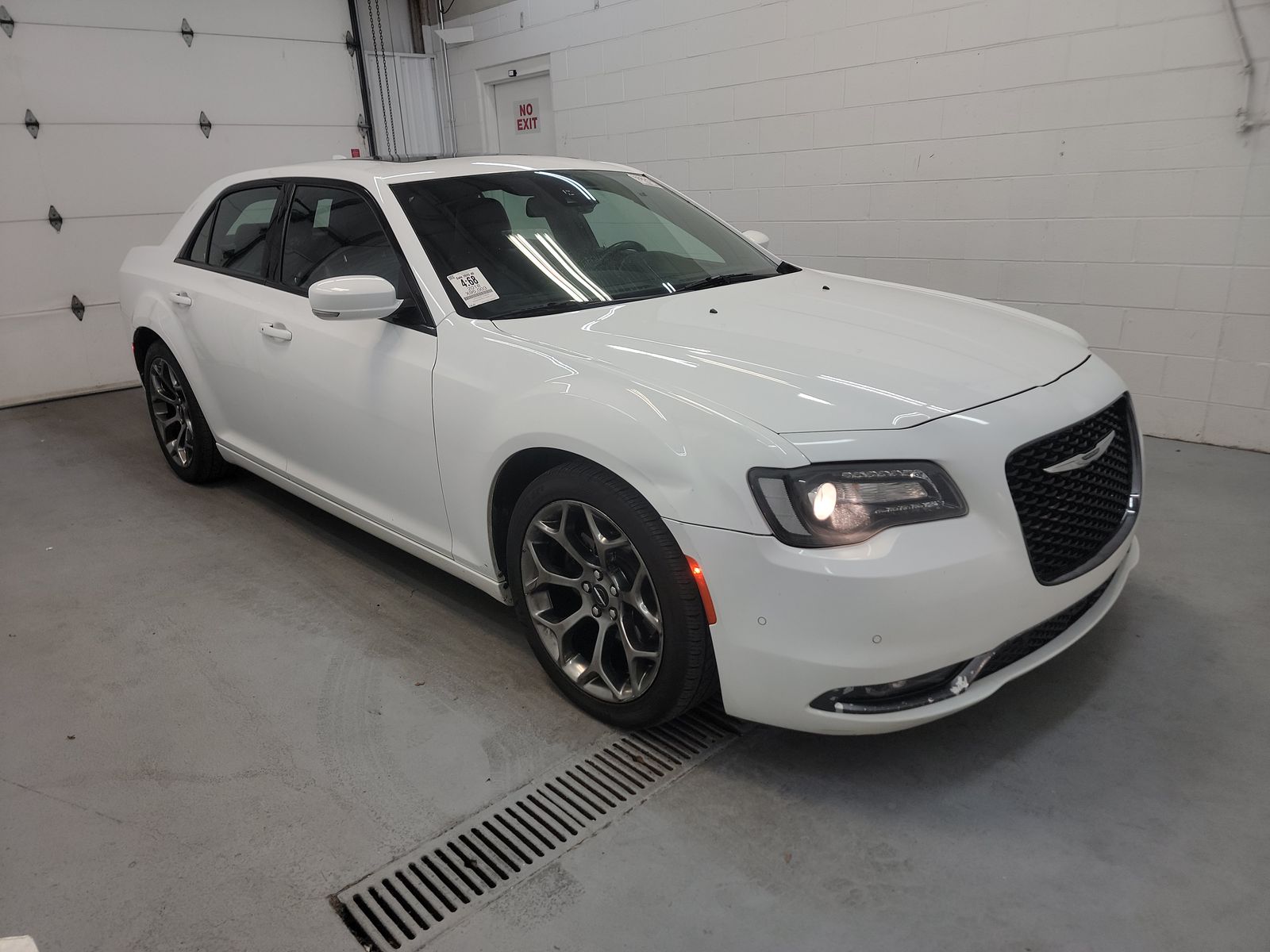 2018 Chrysler 300 S RWD