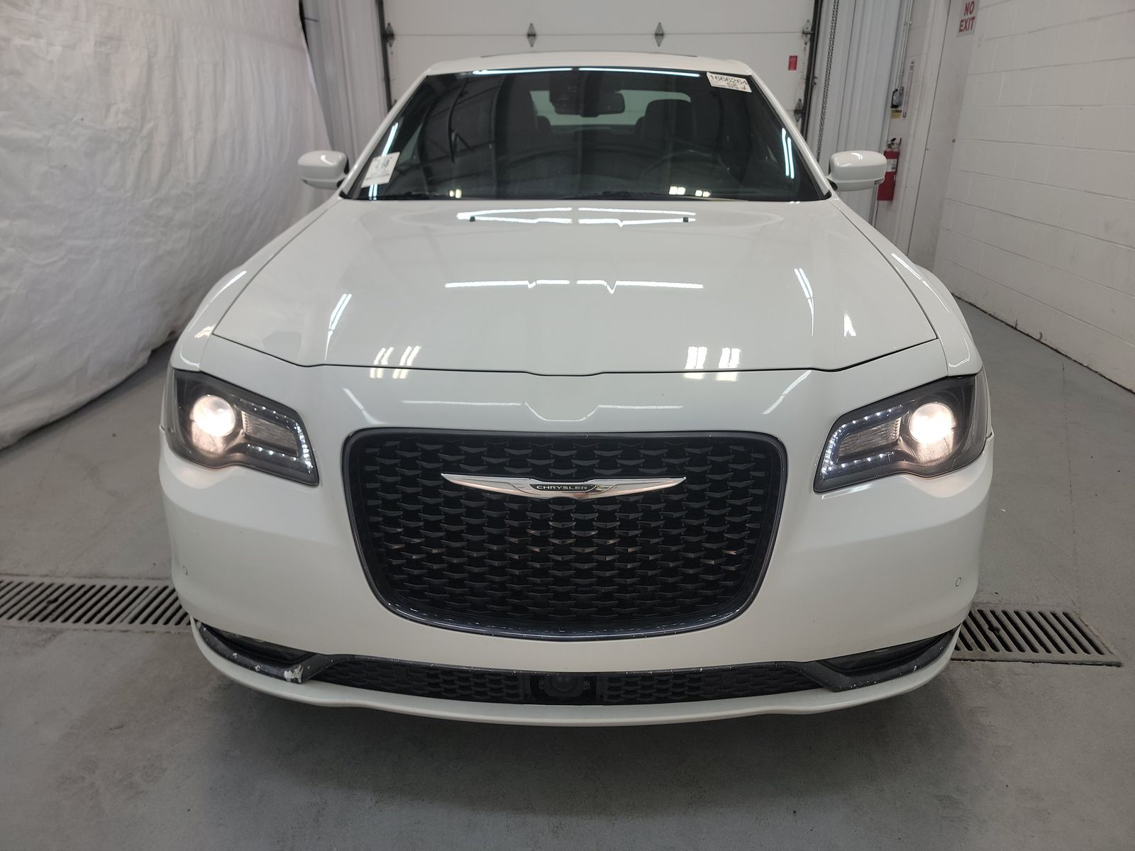 2018 Chrysler 300 S RWD