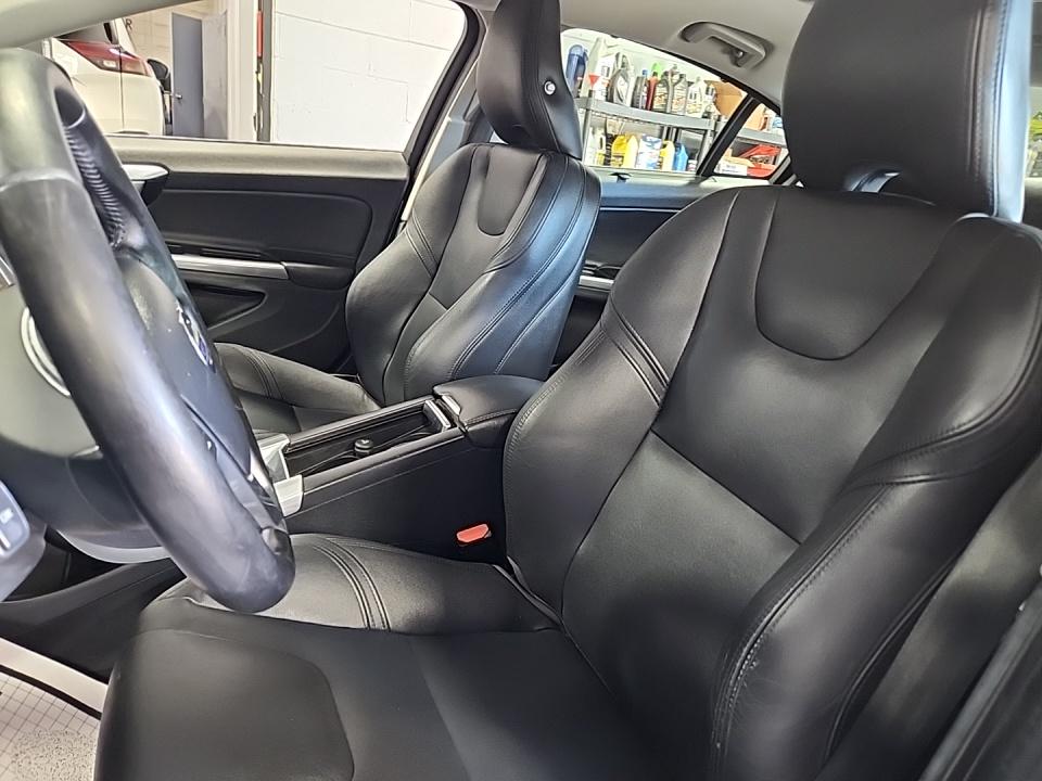 2017 Volvo S60 T5 Inscription Platinum FWD