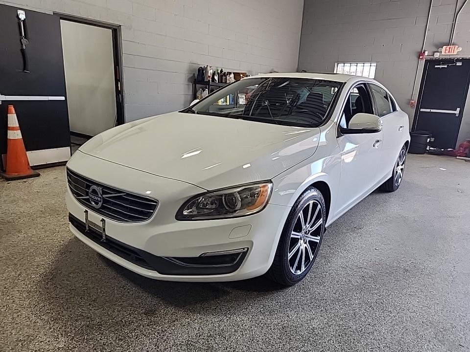 2017 Volvo S60 T5 Inscription Platinum FWD