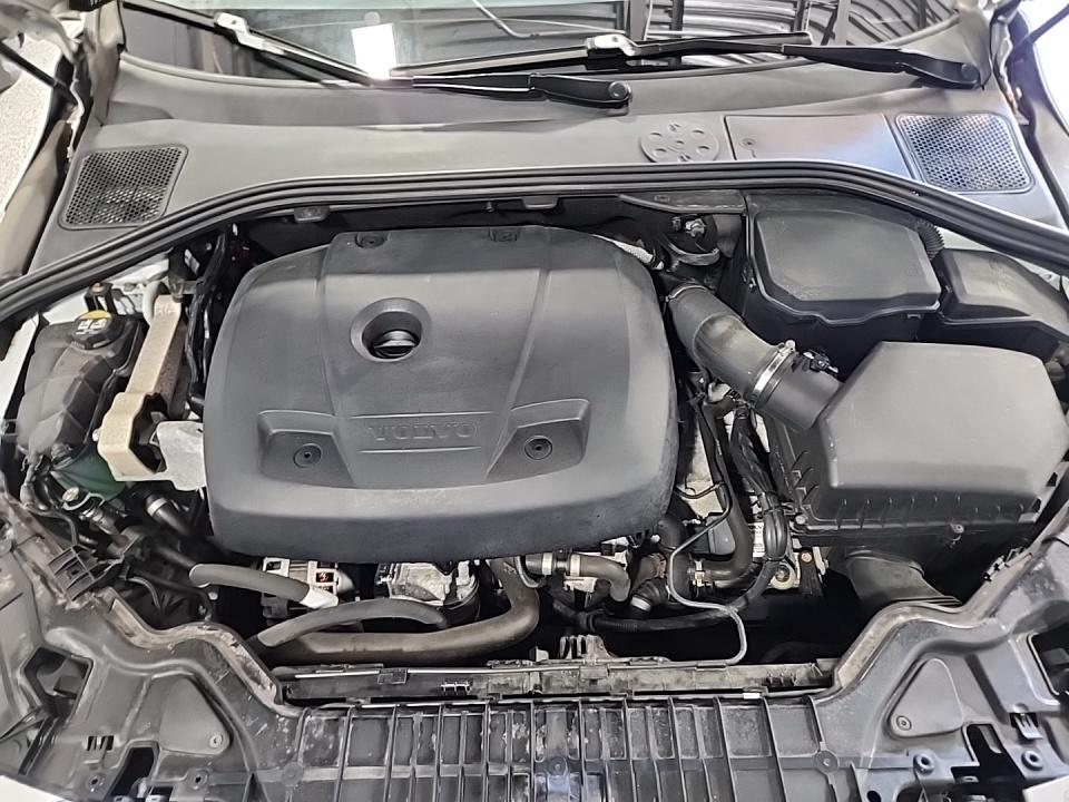 2017 Volvo S60 T5 Inscription Platinum FWD