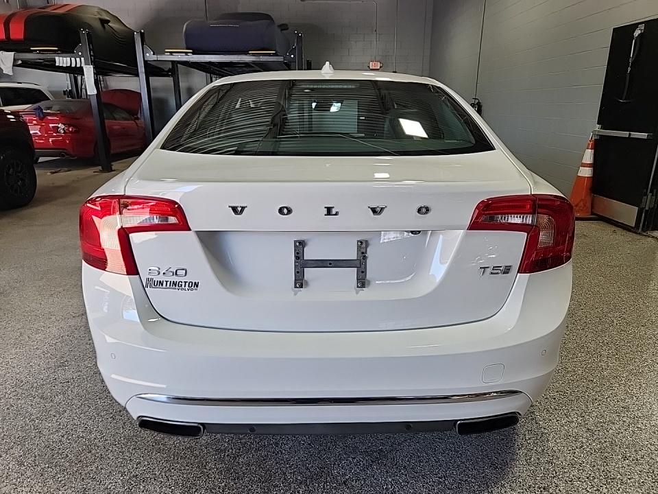 2017 Volvo S60 T5 Inscription Platinum FWD