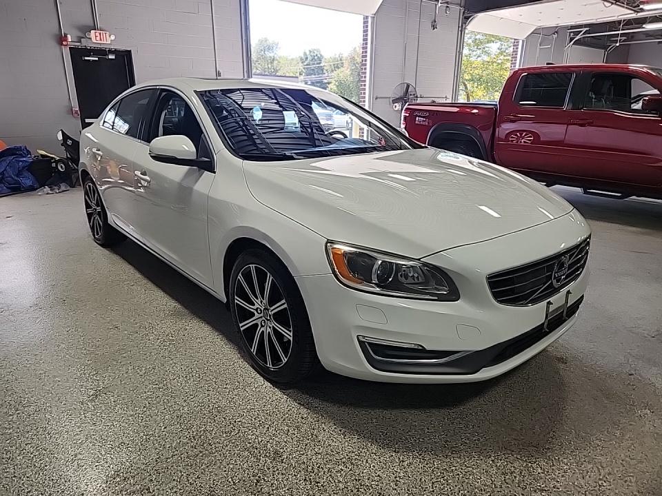 2017 Volvo S60 T5 Inscription Platinum FWD