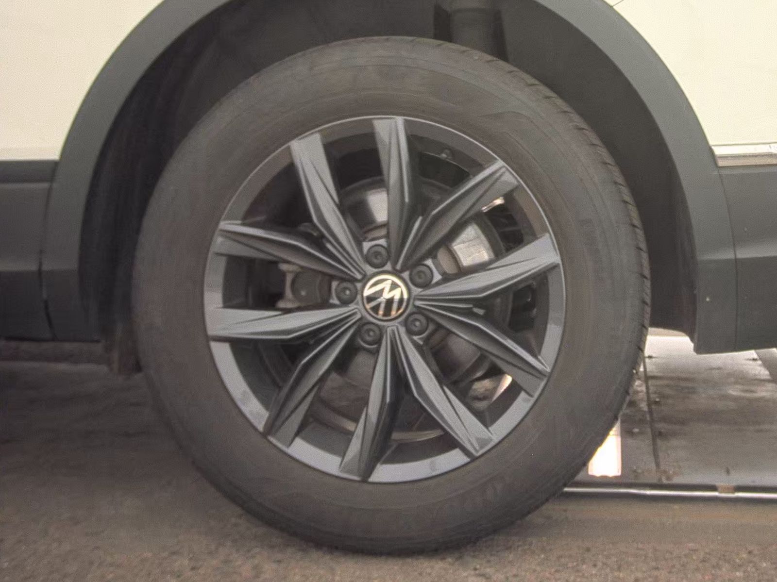 2022 Volkswagen Tiguan 2.0T SE AWD