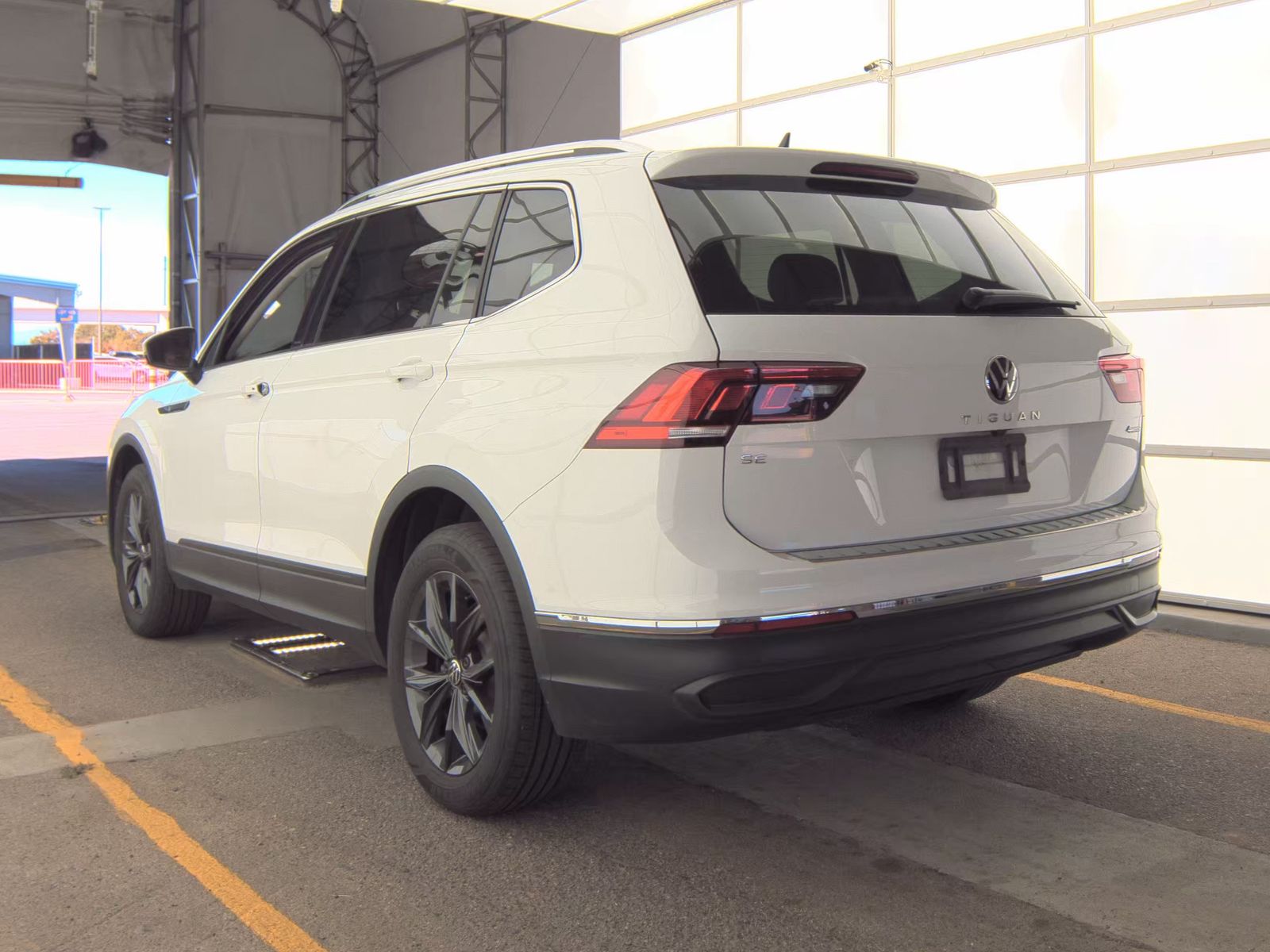 2022 Volkswagen Tiguan 2.0T SE AWD