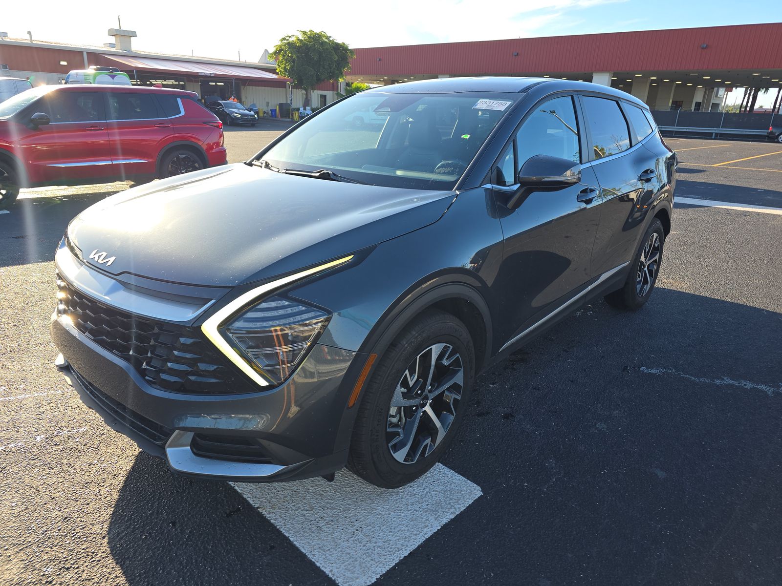 2024 Kia Sportage EX FWD