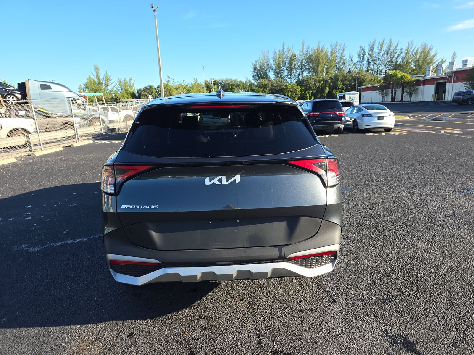 2024 Kia Sportage EX FWD