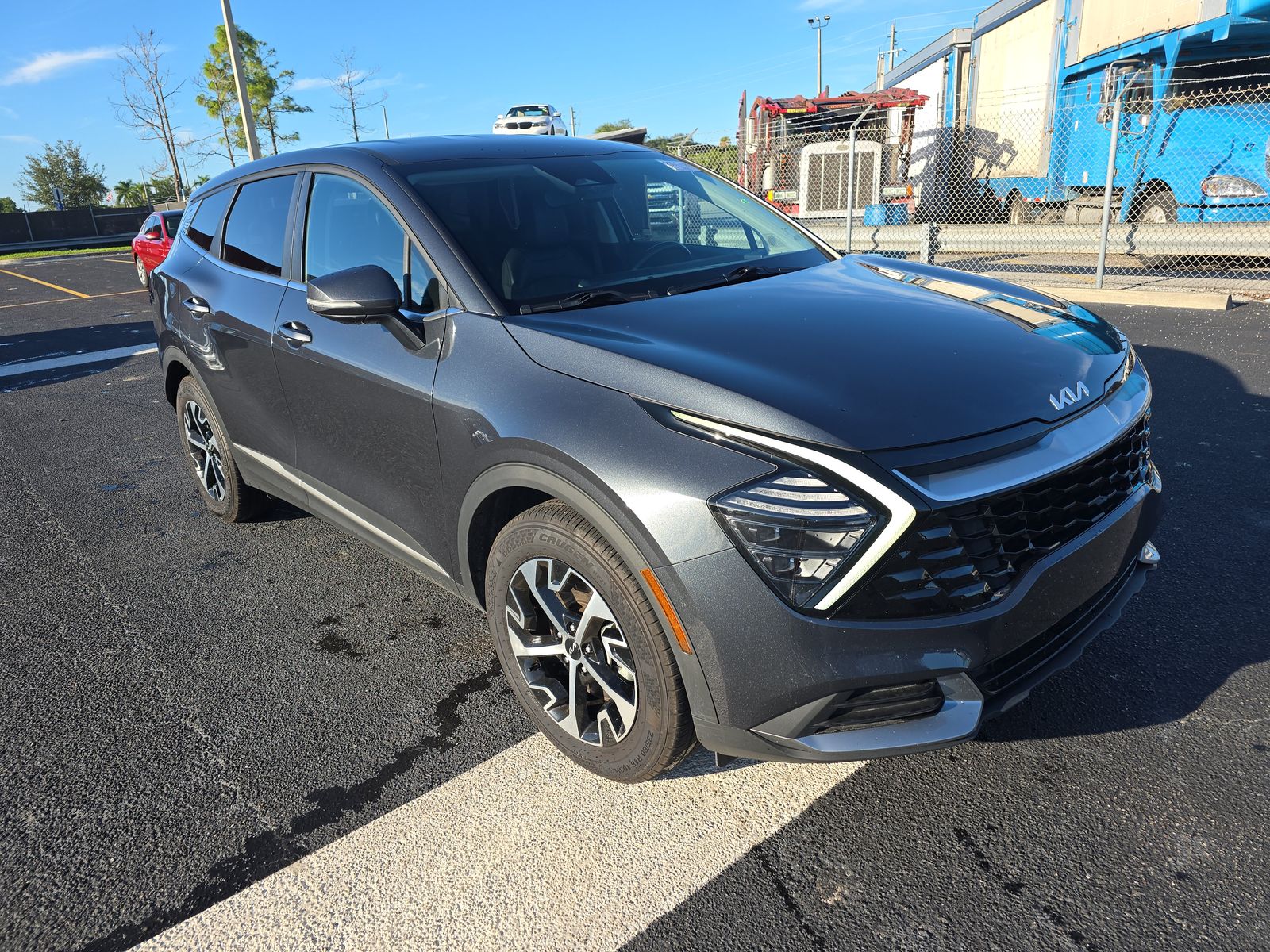 2024 Kia Sportage EX FWD
