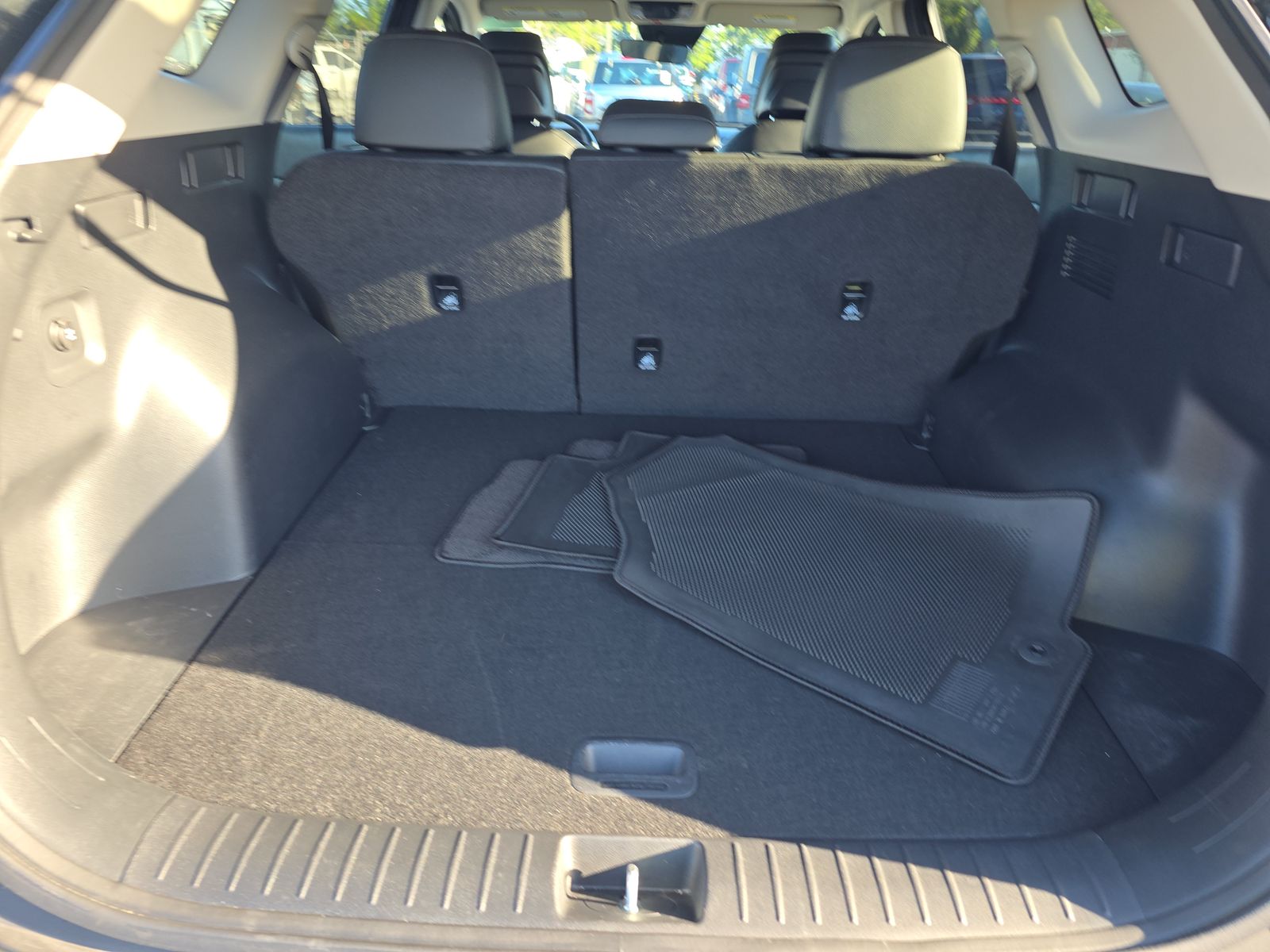 2024 Kia Sportage EX FWD