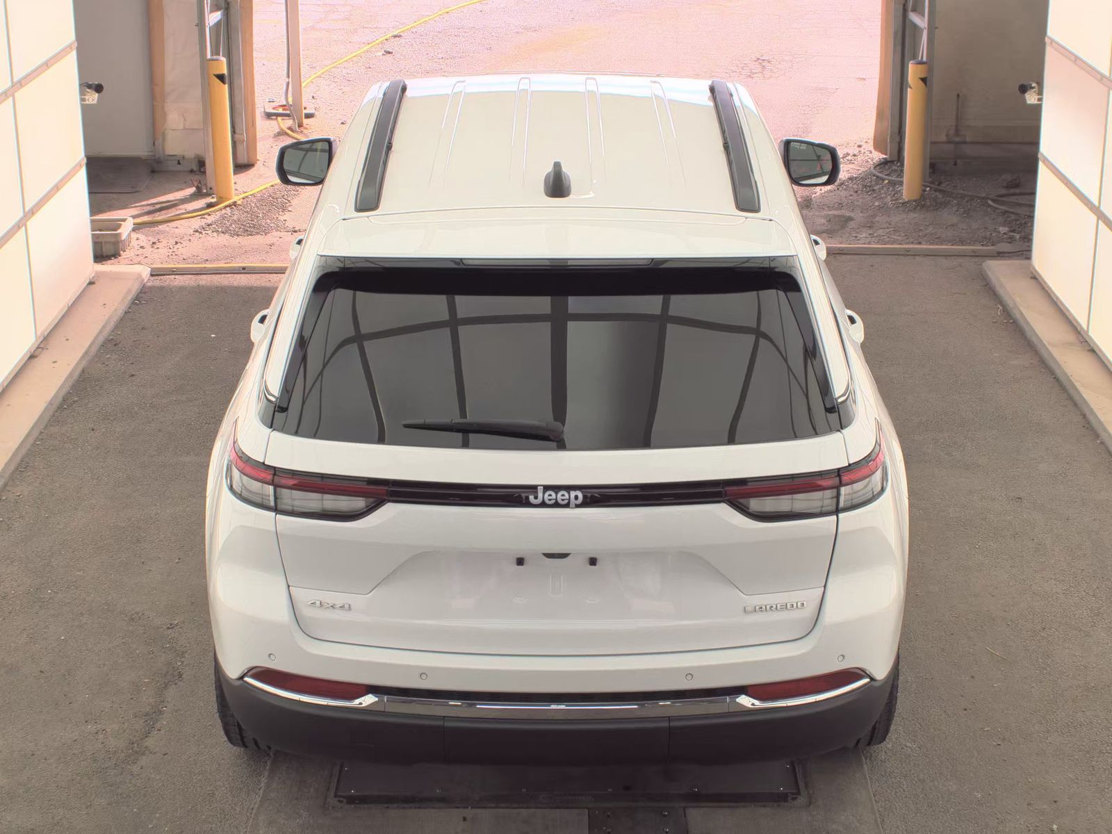 2024 Jeep Grand Cherokee Laredo AWD