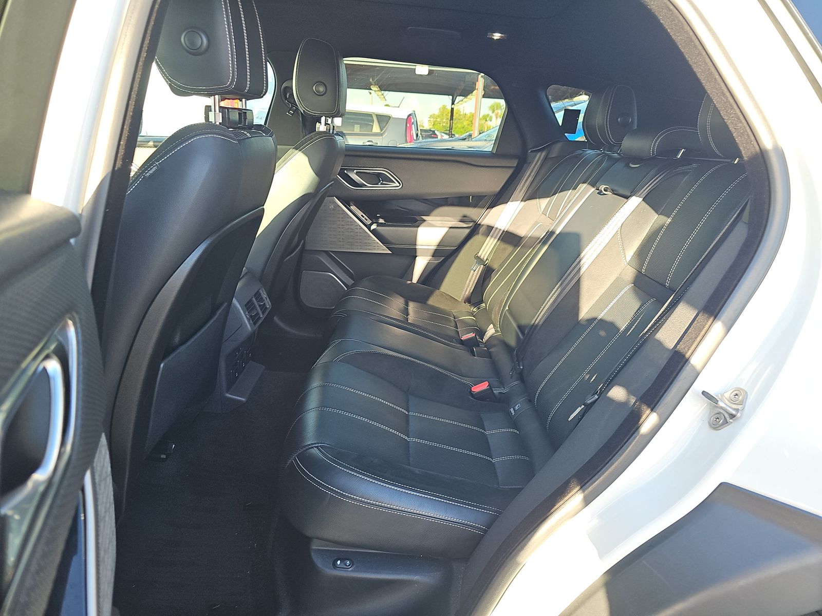 2018 Land Rover Range Rover Velar R-Dynamic SE AWD