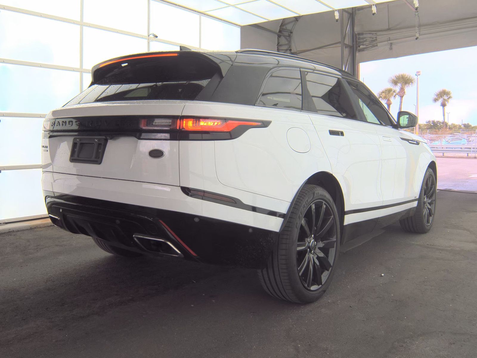 2018 Land Rover Range Rover Velar R-Dynamic SE AWD