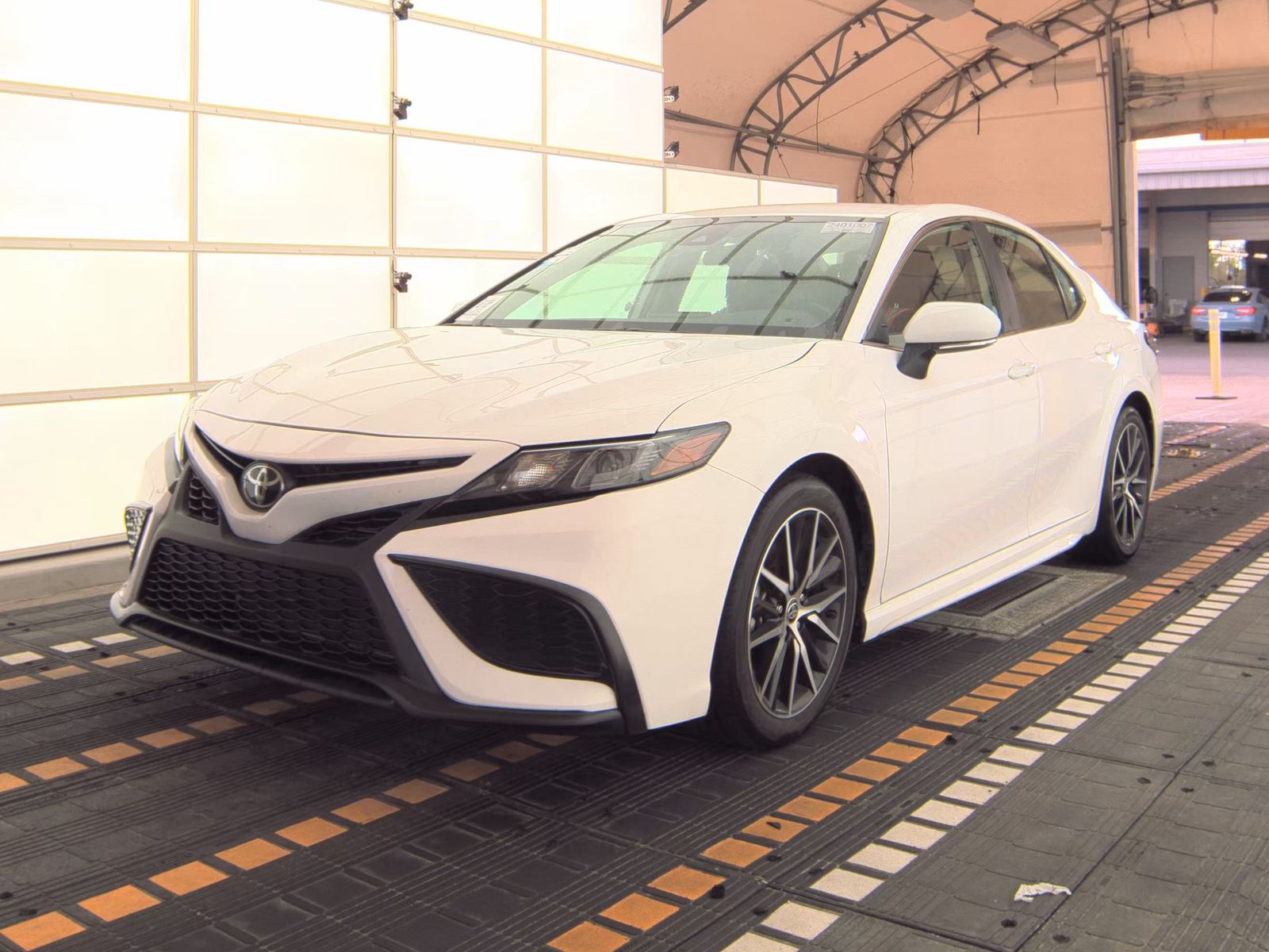 2024 Toyota Camry SE FWD