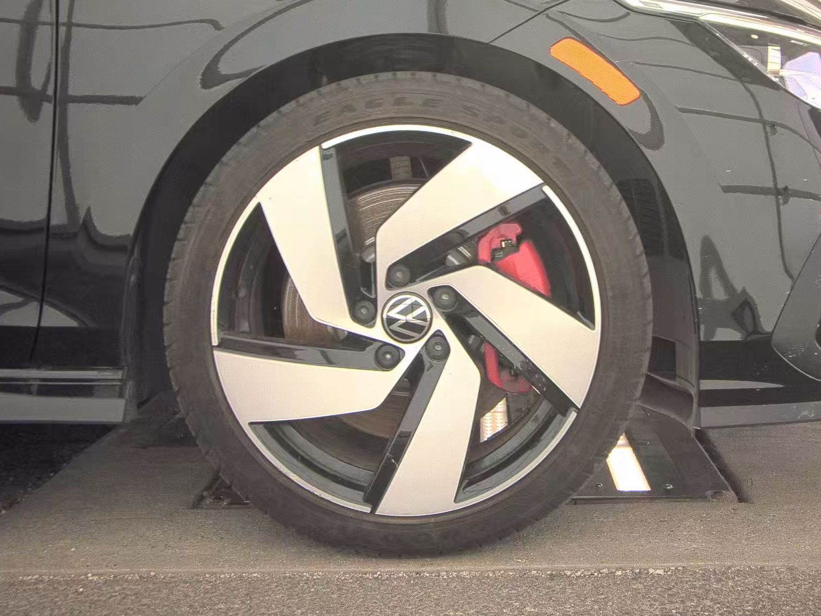 2024 Volkswagen Golf GTI 2.0T S FWD