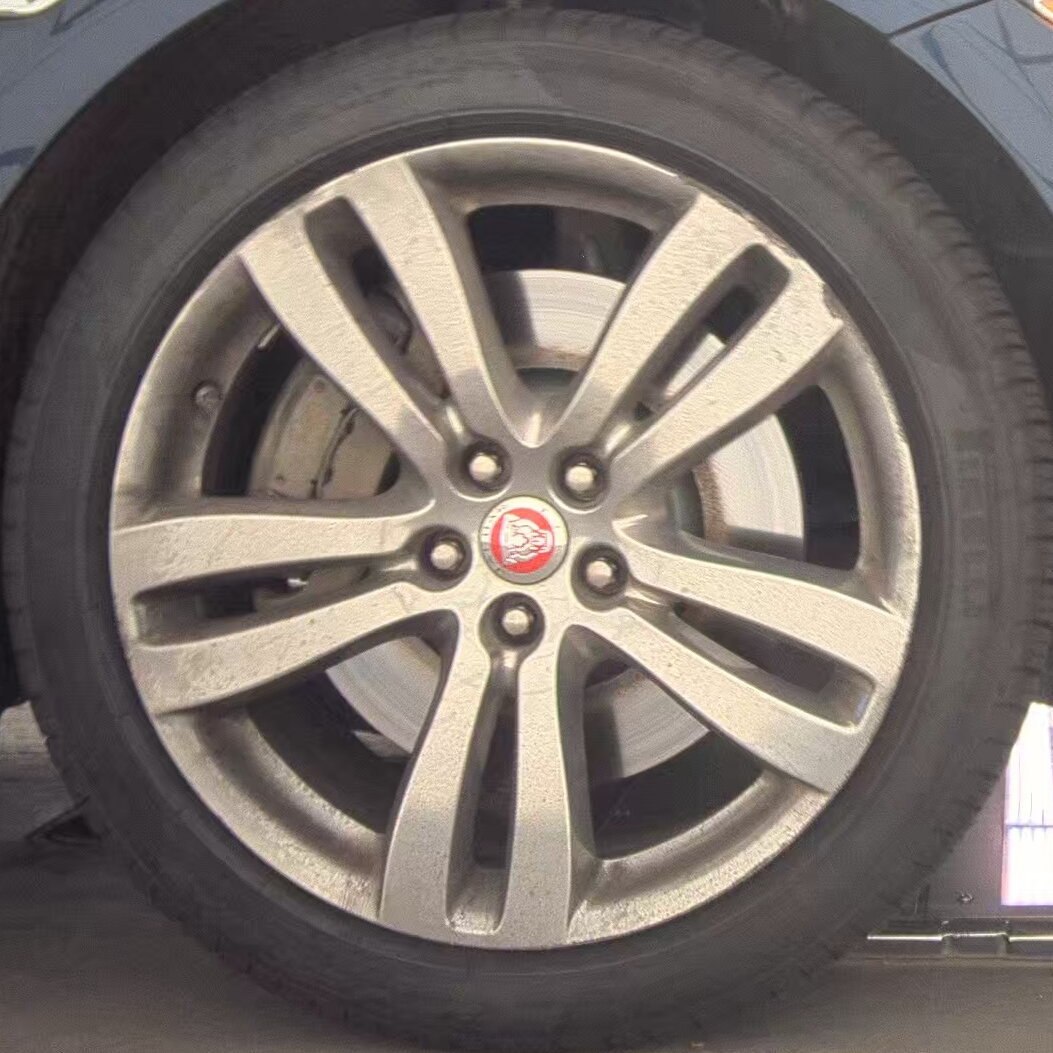 2015 Jaguar XJ Base FWD