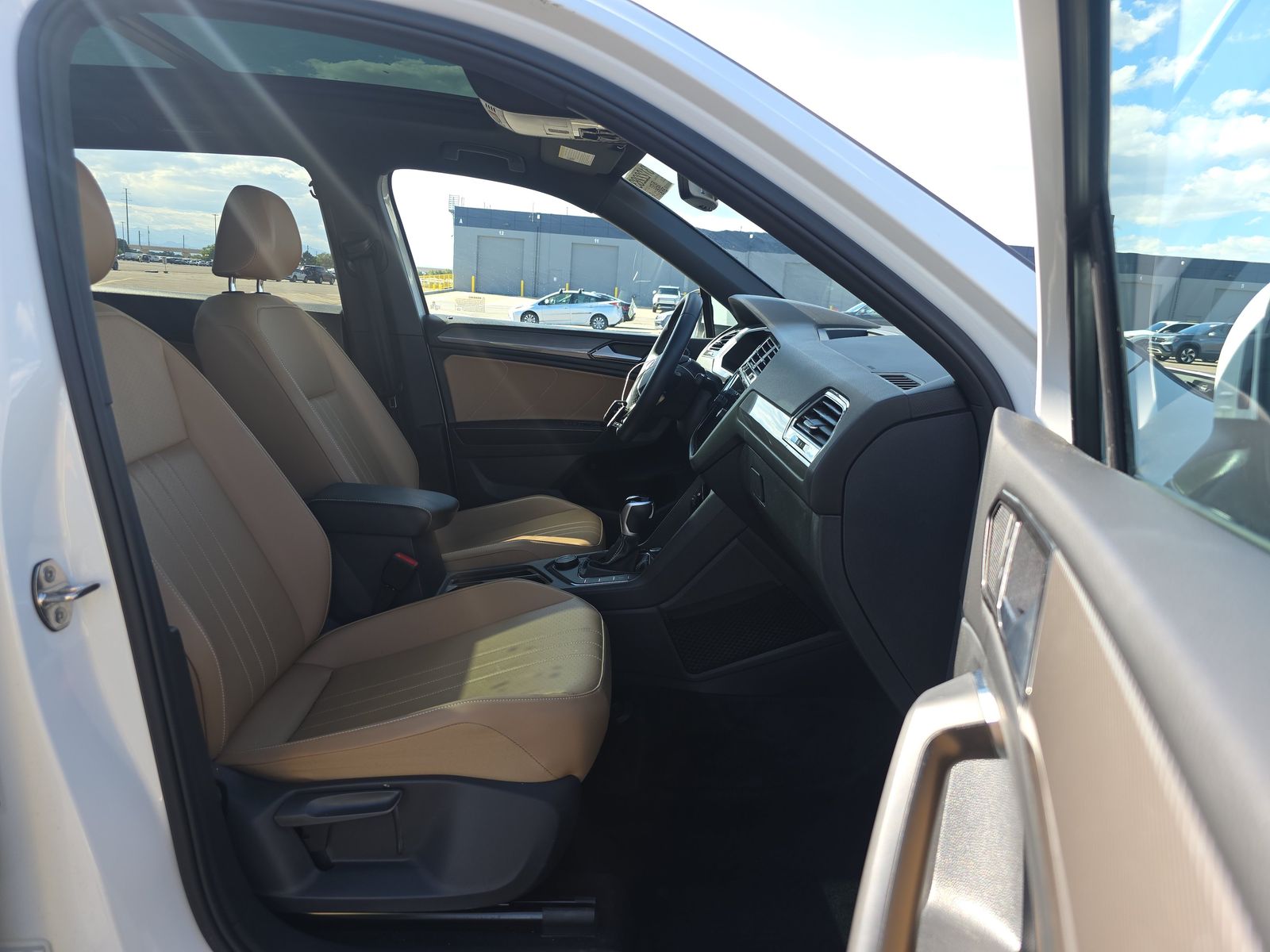 2022 Volkswagen Tiguan 2.0T SE AWD