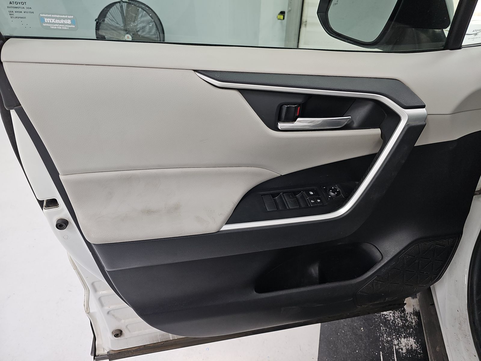 2020 Toyota RAV4 Hybrid XLE AWD