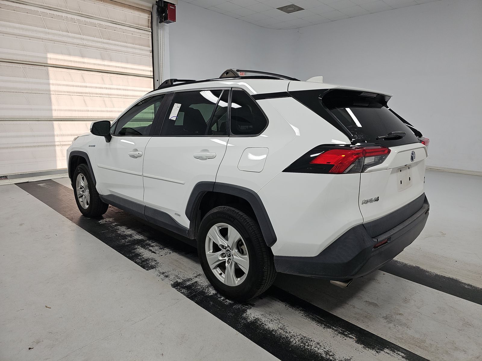 2020 Toyota RAV4 Hybrid XLE AWD