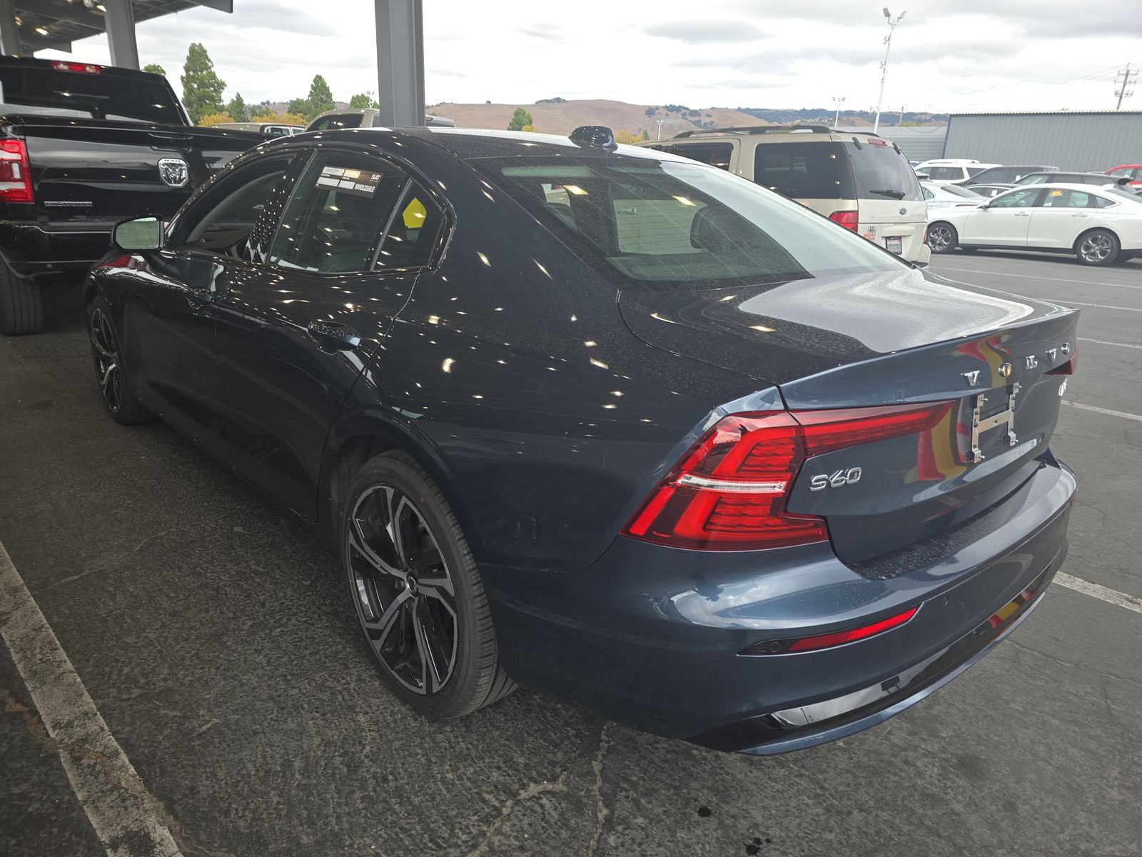2024 Volvo S60 B5 Core AWD