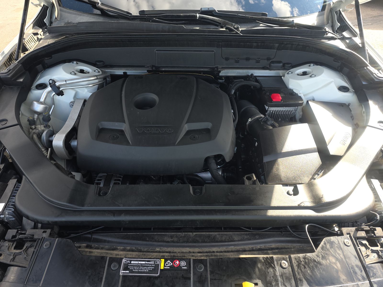 2021 Volvo XC60 T5 Momentum AWD