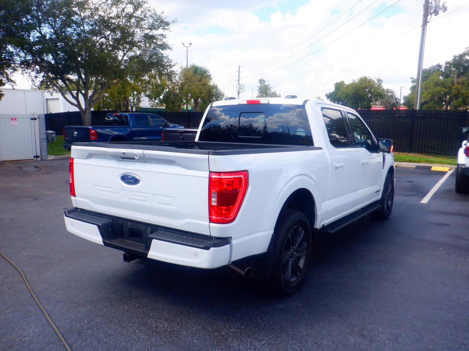 2023 Ford F-150 Hybrid XLT AWD