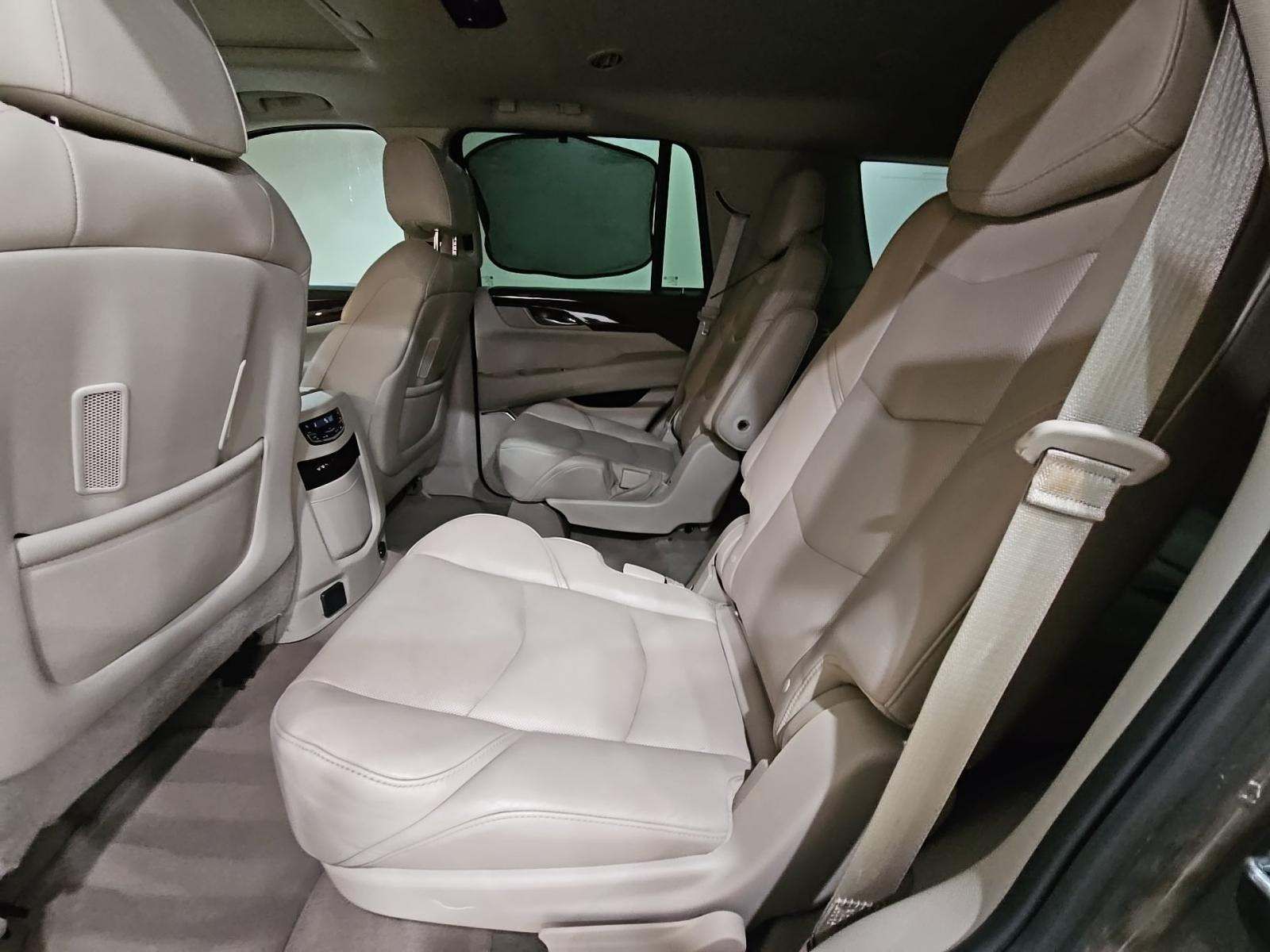 2015 Cadillac Escalade Luxury AWD