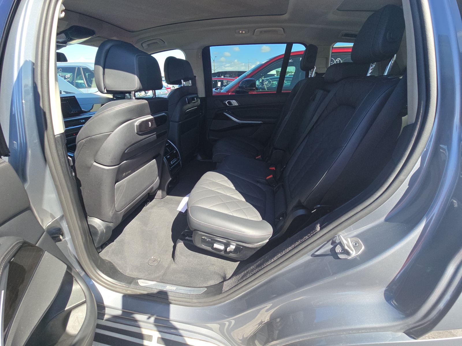 2024 BMW X7 xDrive40i AWD