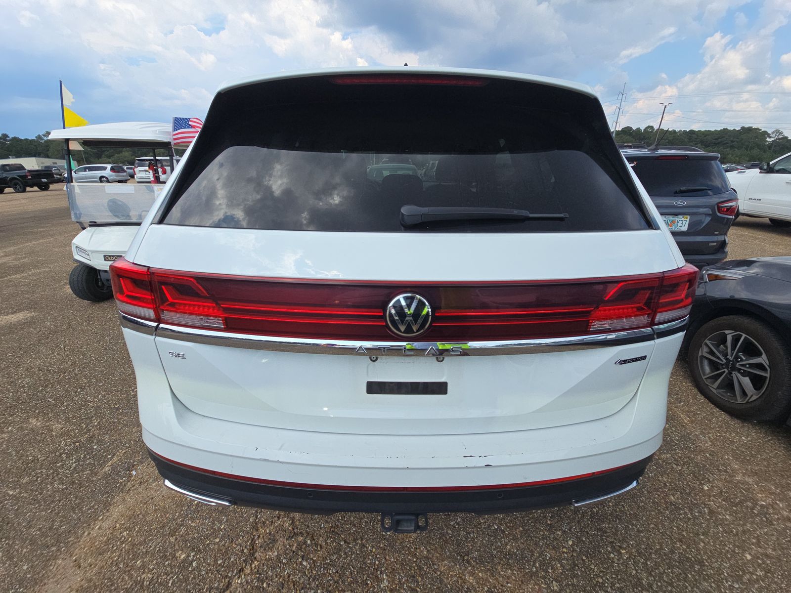 2024 Volkswagen Atlas 2.0T SE AWD