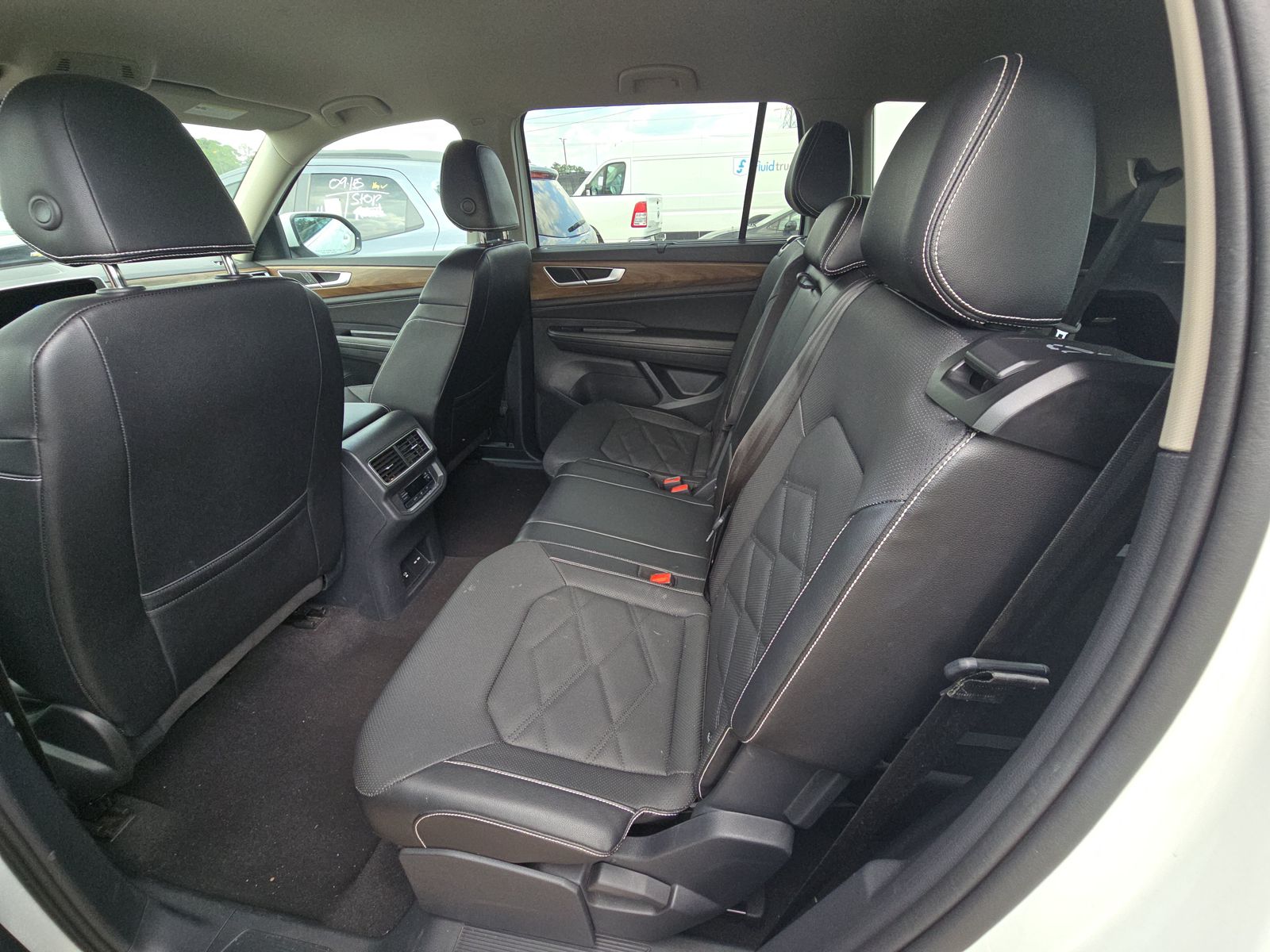 2024 Volkswagen Atlas 2.0T SE AWD