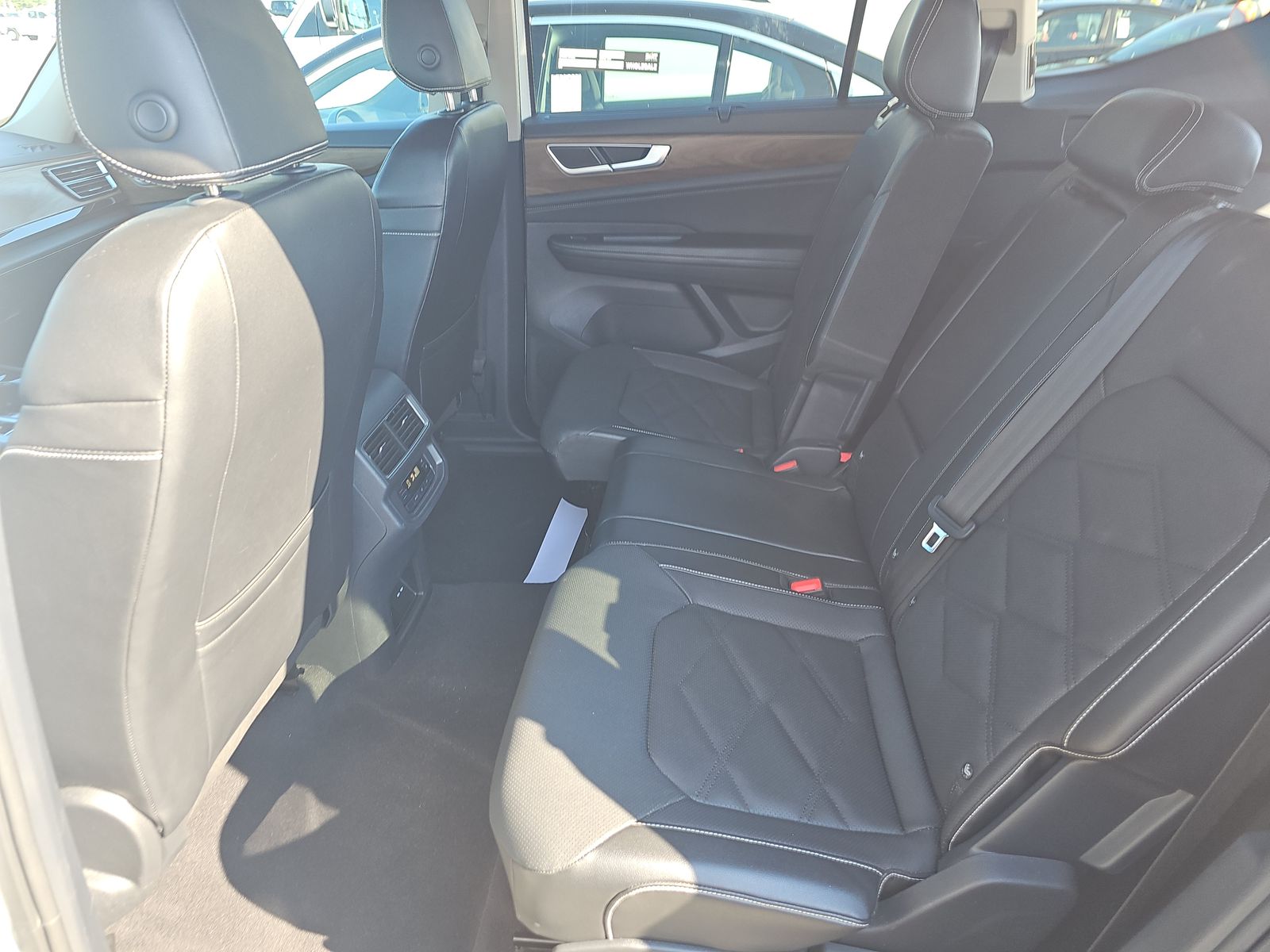 2024 Volkswagen Atlas 2.0T SE AWD