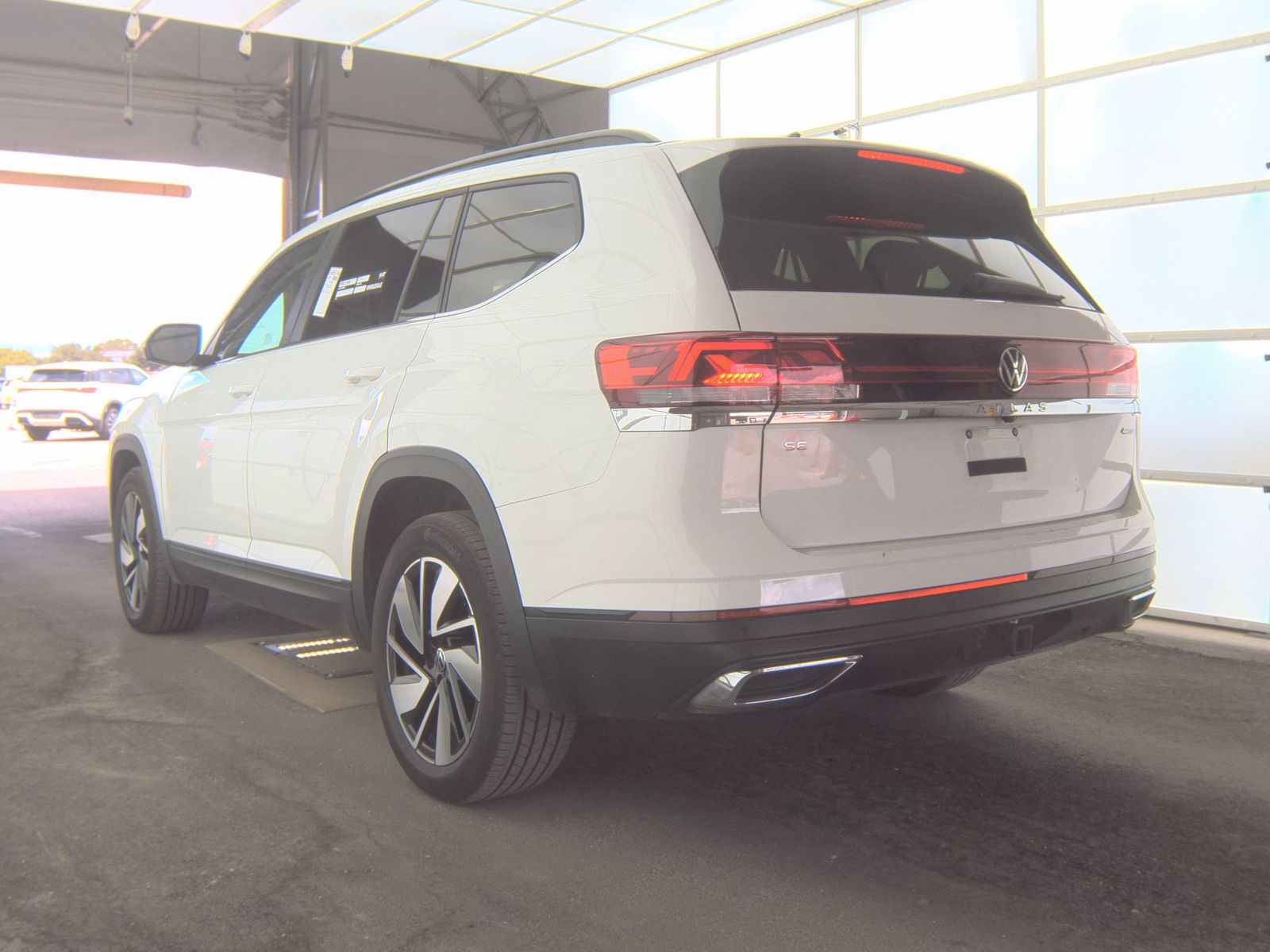 2024 Volkswagen Atlas 2.0T SE AWD