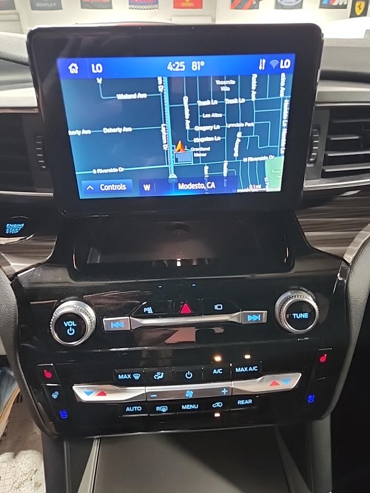 2023 Ford Explorer Limited RWD