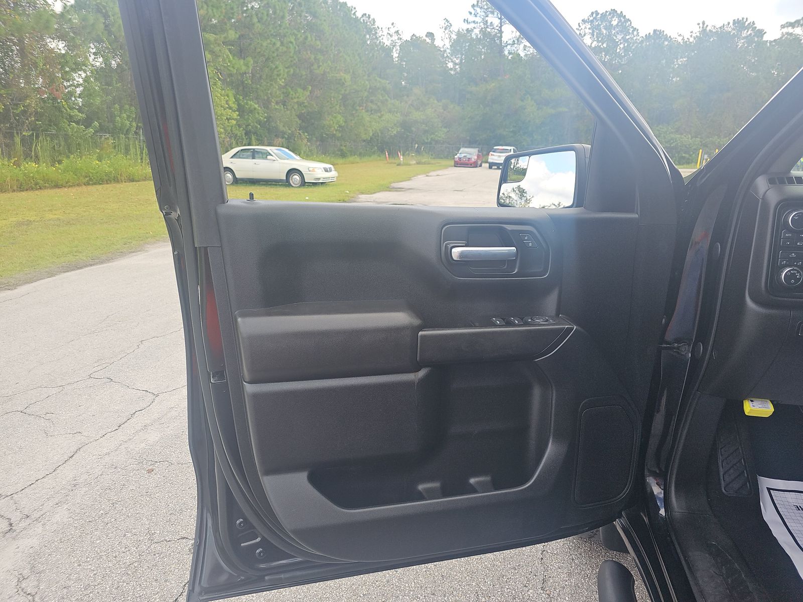 2021 Chevrolet Silverado 1500 Custom AWD