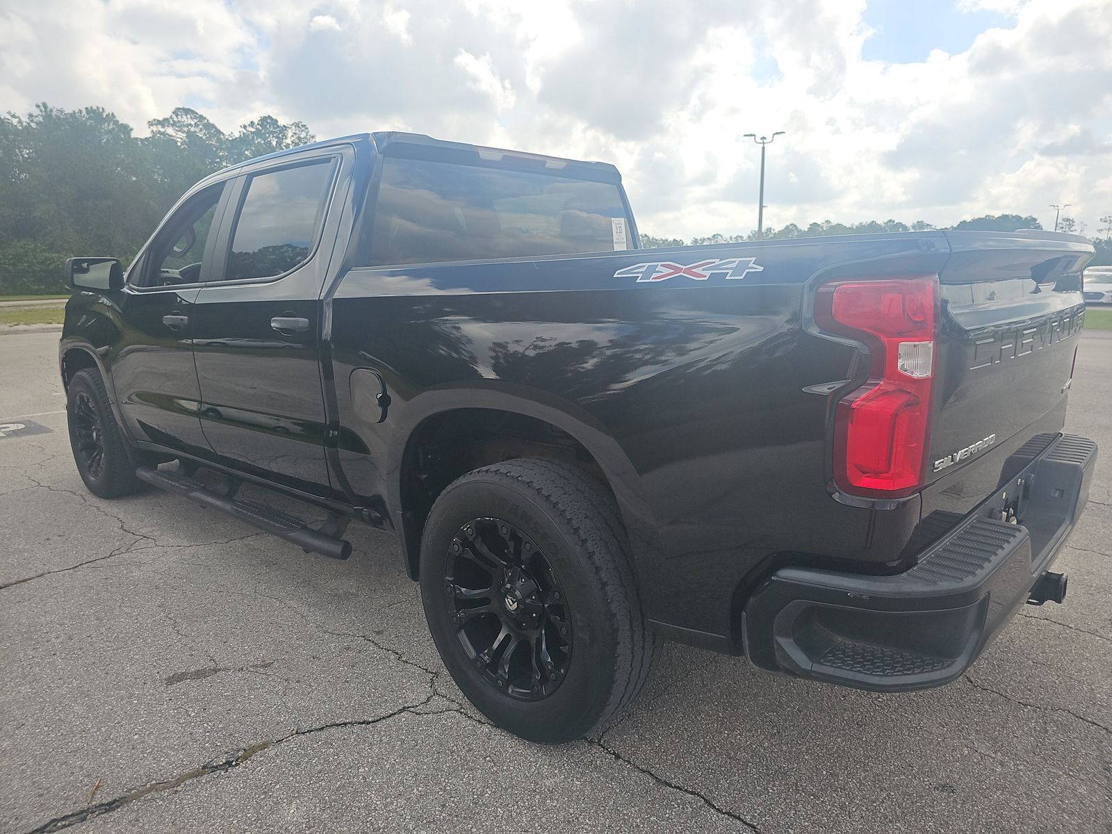 2021 Chevrolet Silverado 1500 Custom AWD