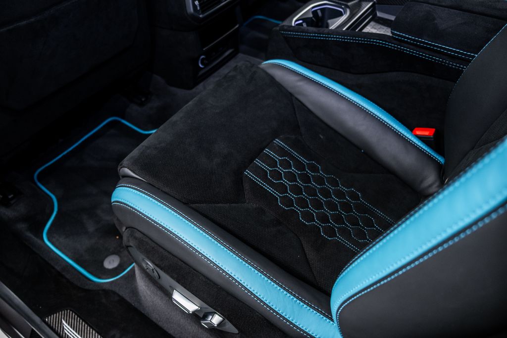 2023 Lamborghini Urus Performante AWD