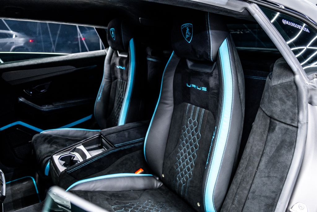 2023 Lamborghini Urus Performante AWD