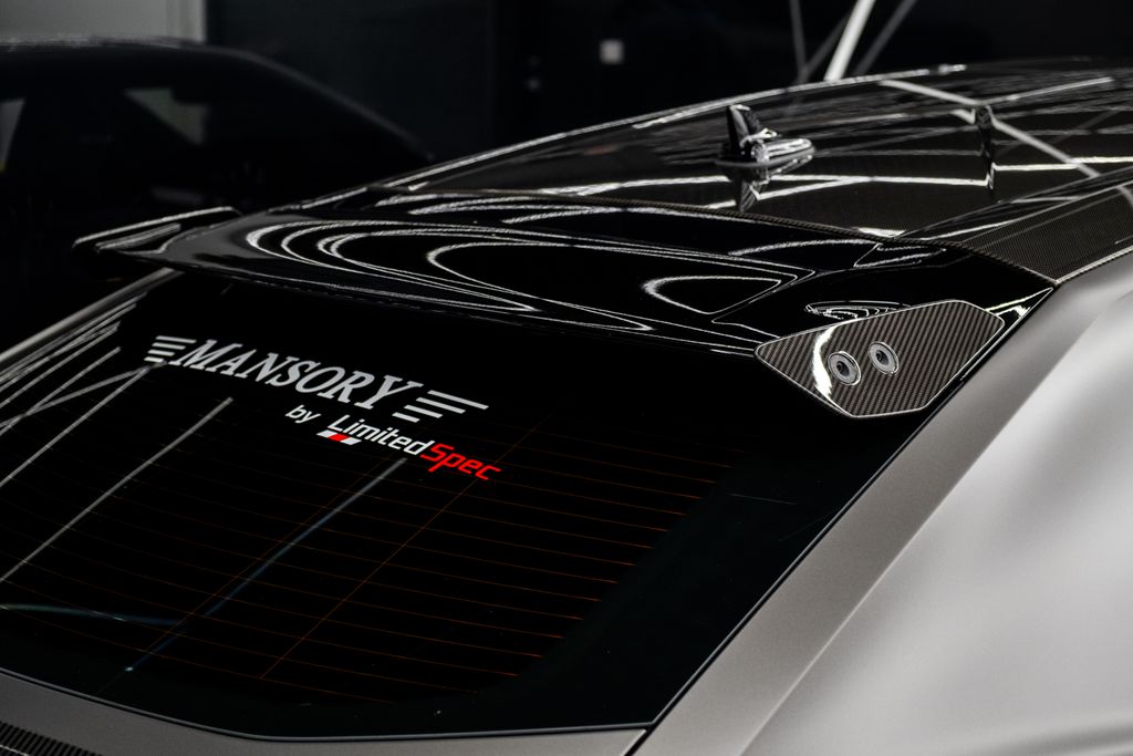 2023 Lamborghini Urus Performante AWD