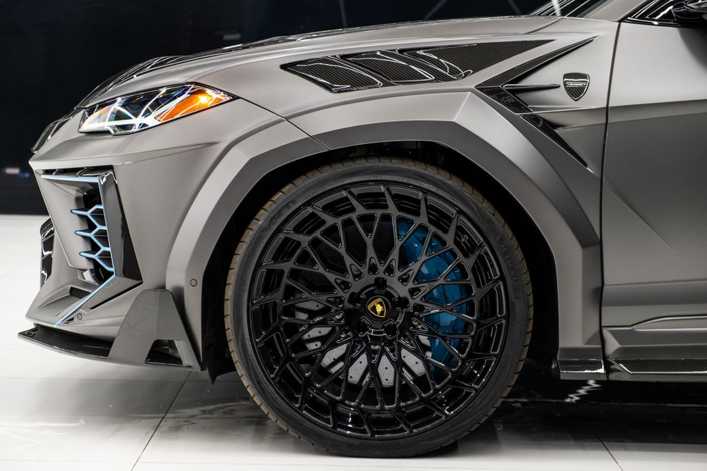 2023 Lamborghini Urus Performante AWD