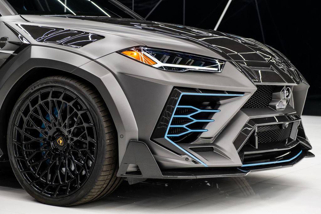 2023 Lamborghini Urus Performante AWD