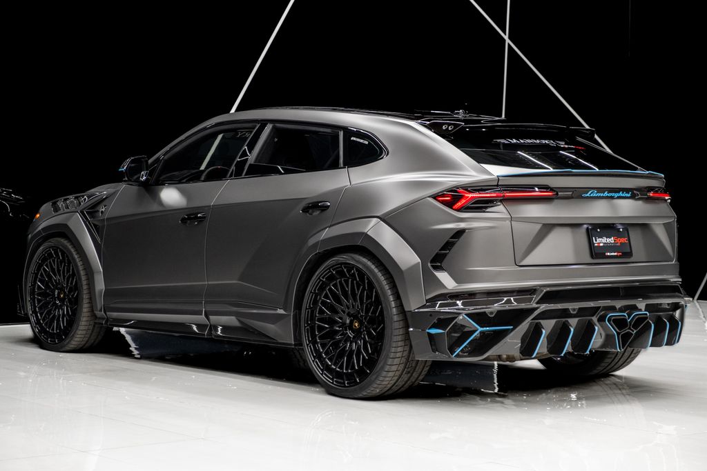 2023 Lamborghini Urus Performante AWD