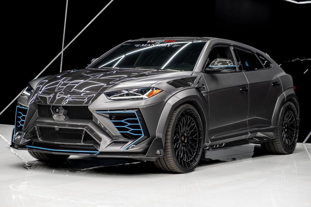 2023 Lamborghini Urus Performante AWD