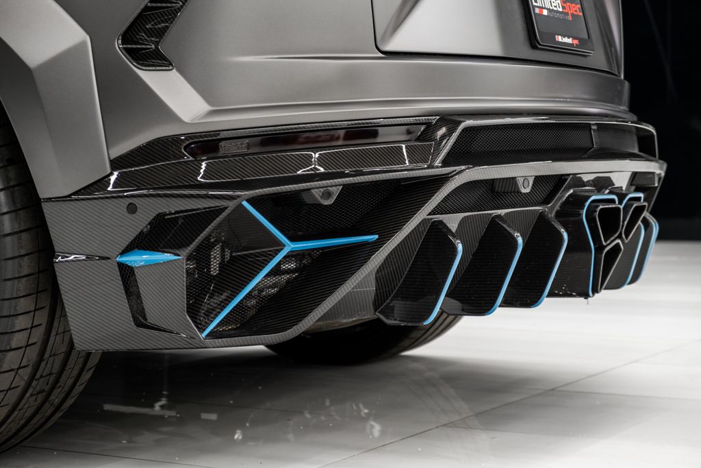 2023 Lamborghini Urus Performante AWD